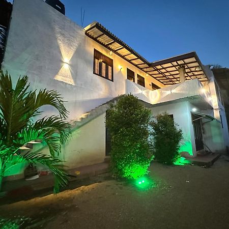 Sunliya Resort Tangalle Buitenkant foto
