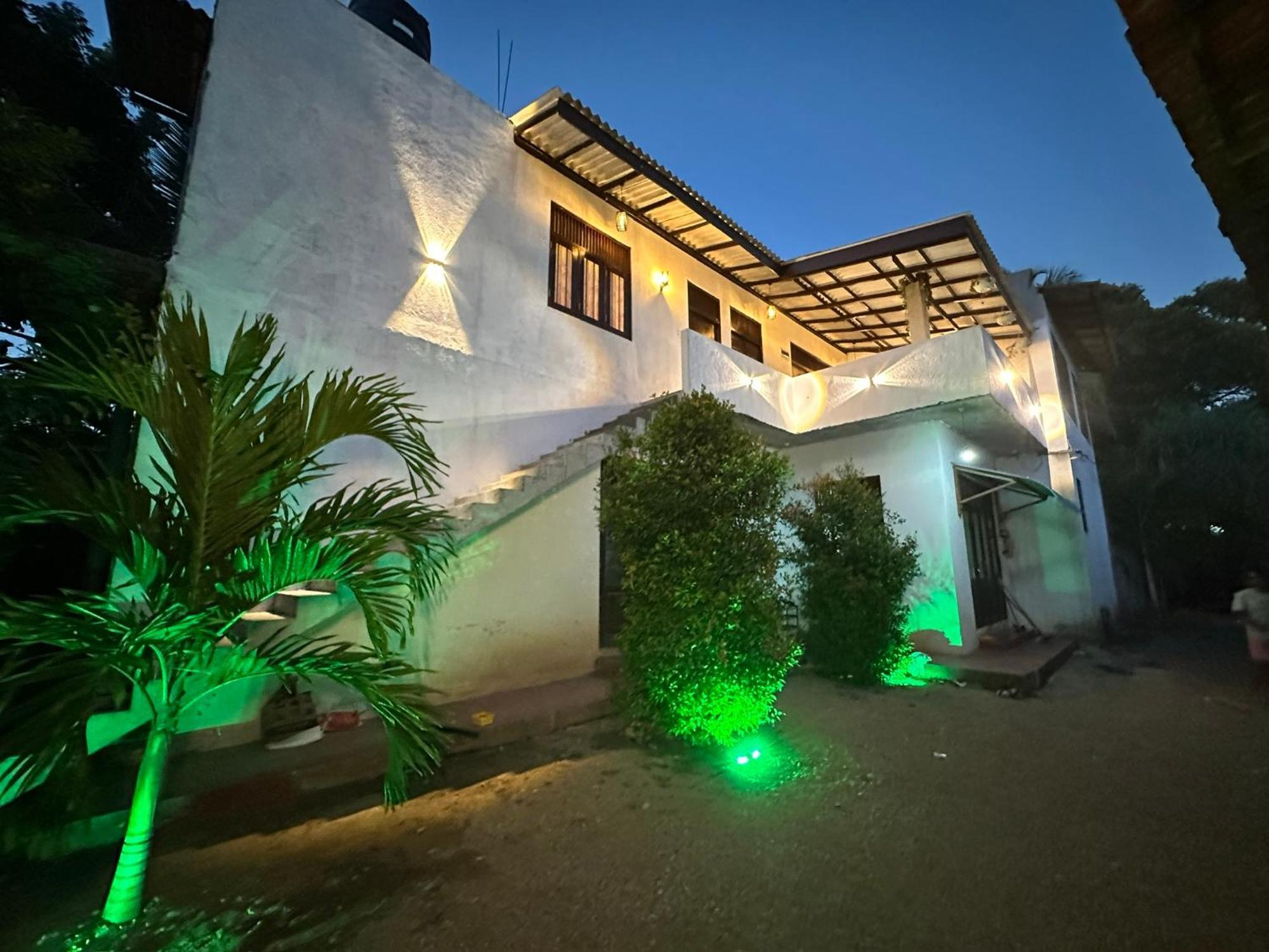 Sunliya Resort Tangalle Buitenkant foto